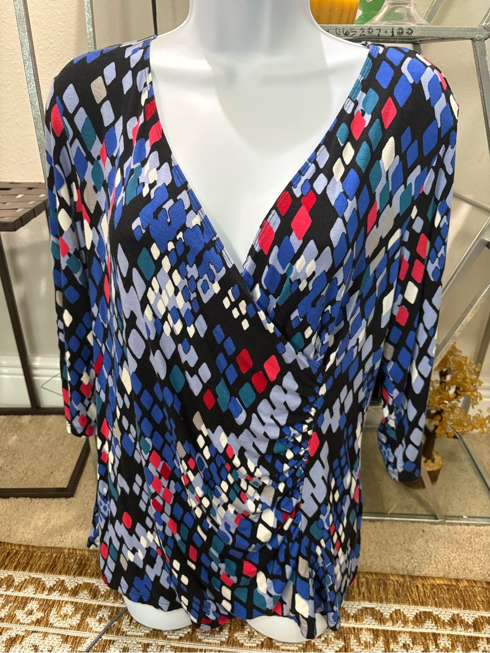 Dana Buchman womens faux wrap v-neck blouse blue geometric design pet lg